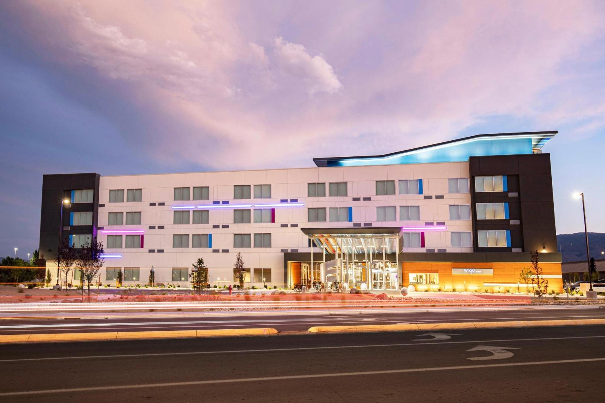 Aloft Reno Tahoe International Airport Exterior photo